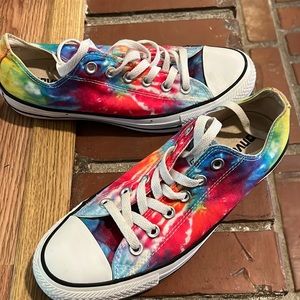 Converse tie dye chucks